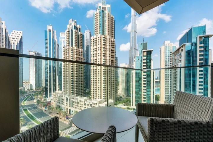 Дубай: Luxury at Vida Downtown Dubai