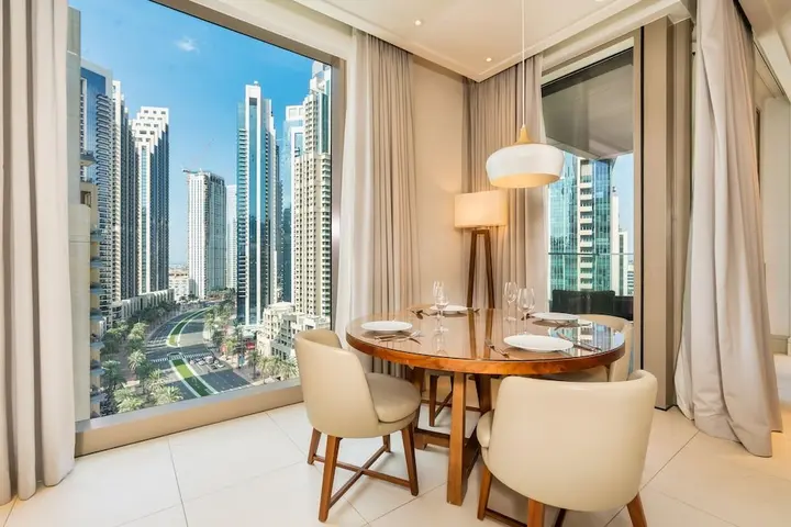 Дубай: Luxury at Vida Downtown Dubai