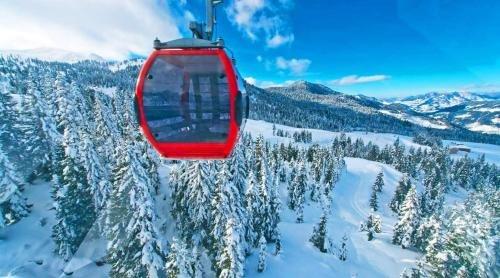 Бакуриани: Bakuriani Samtske-javaxeti,Georgia Didveli .Orbi palasi, 7901 Bakuriani, Gruzija