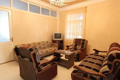 Кутаиси: Guest house on Grishashvili 2/2