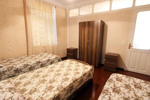 Кутаиси: Guest house on Grishashvili 2/2