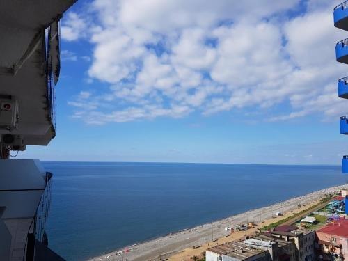 Батуми: ASHTAL beach HOTEL 17\12
