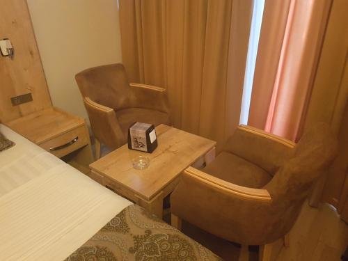 Батуми: ASHTAL beach HOTEL 17\12