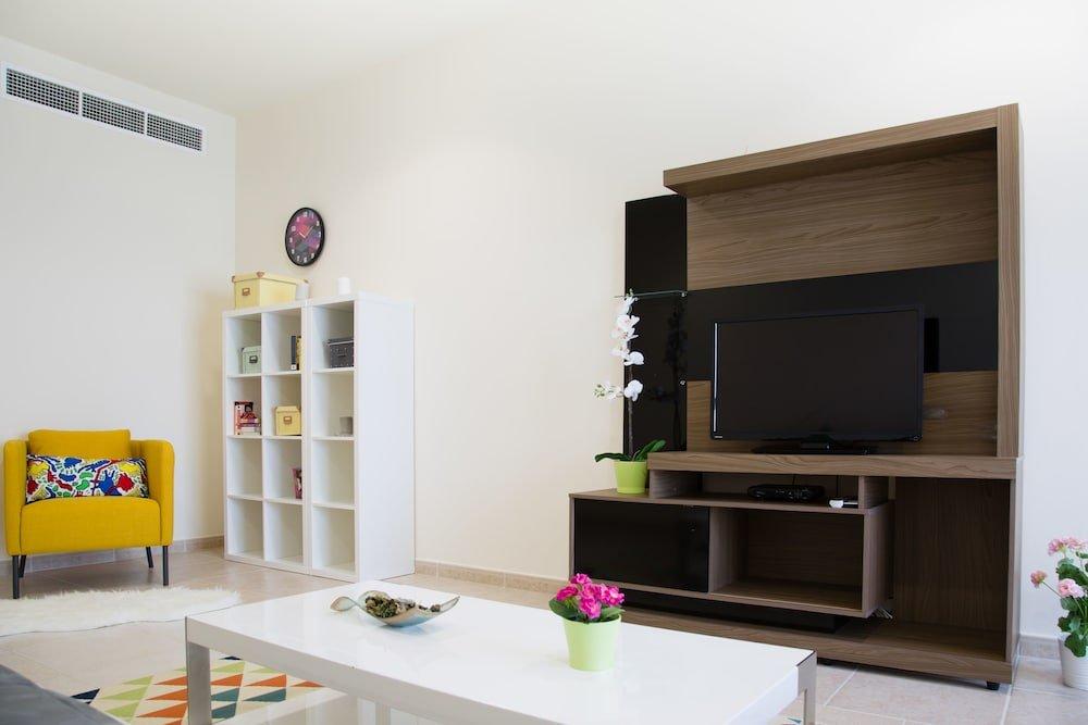 Дубай: Hey Beach Hostel