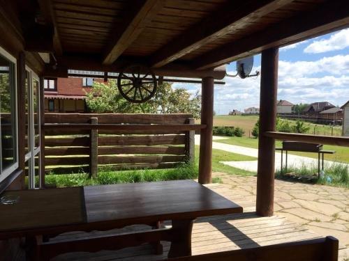 Сёмково: Dom-Bania s terrasoi 7km ot Minska