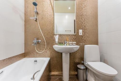 Тбилиси: Luxury Two Bedroom Apartment