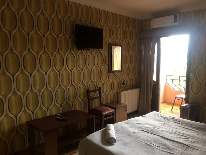 Тбилиси: LTD opal 1 hotel-texas
