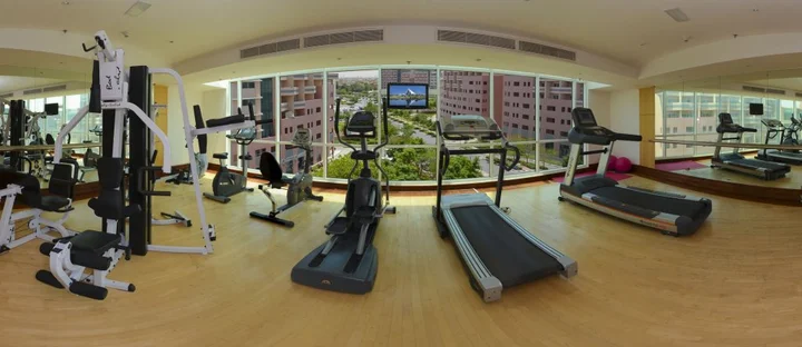Дубай: Parkside Suites Hotel Apartment