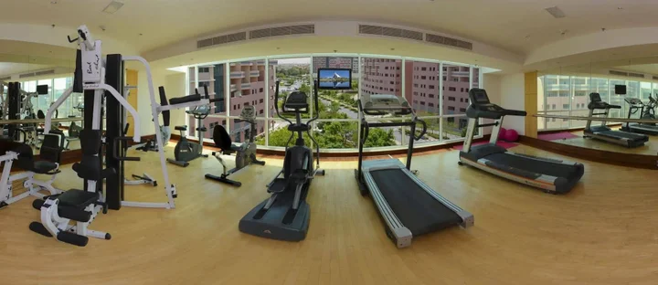 Дубай: Parkside Suites Hotel Apartment