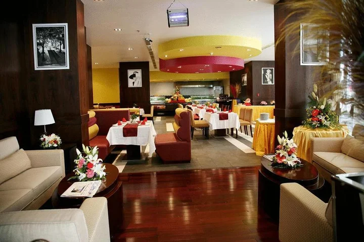 Дубай: Parkside Suites Hotel Apartment
