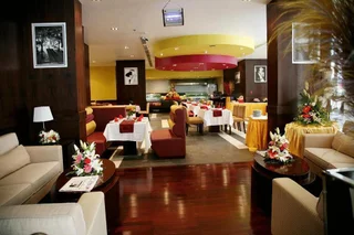 Дубай: Parkside Suites Hotel Apartment