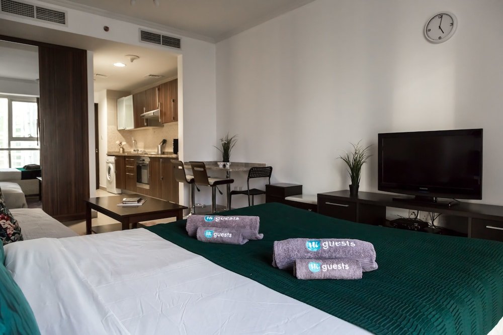 Дубай: HiGuests Vacation Homes-Gold Crest Exec