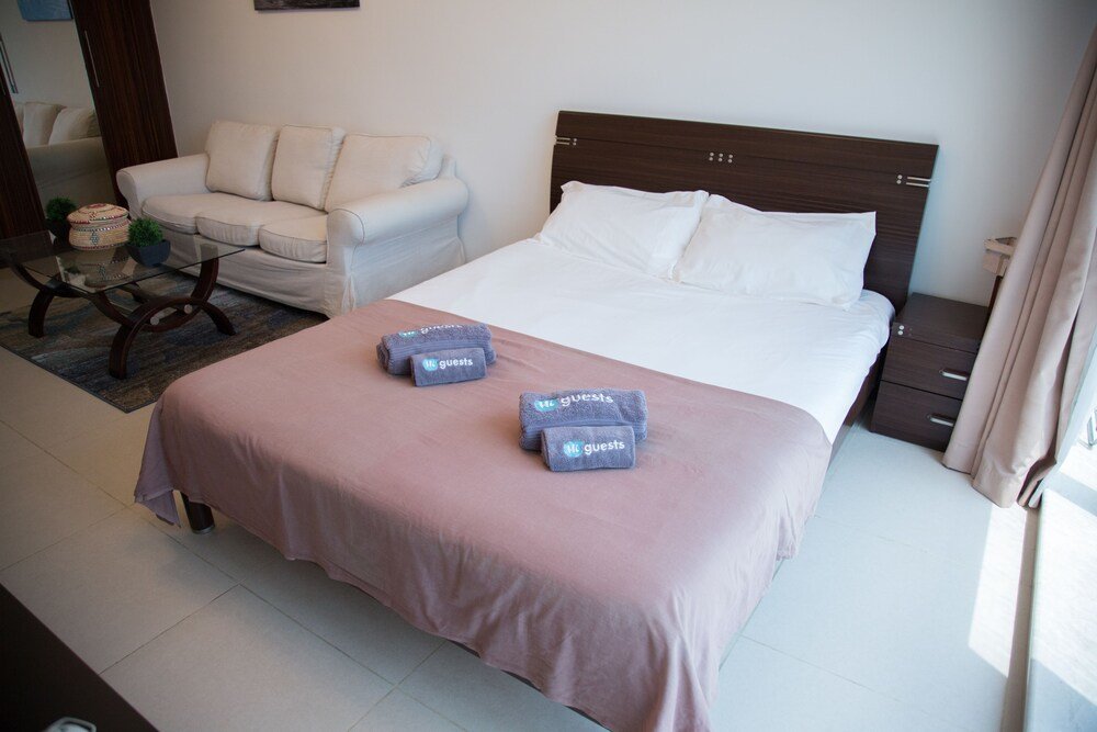 Дубай: HiGuests Vacation Homes-Gold Crest Exec