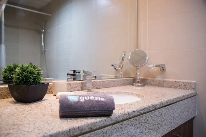 Дубай: HiGuests Vacation Homes-Gold Crest Exec