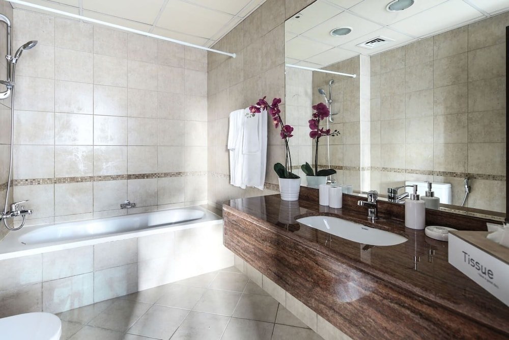 Дубай: Minutes From JBR Beach! Beautiful 1BR in Marina!