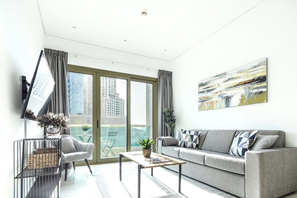 Дубай: Minutes From JBR Beach! Beautiful 1BR in Marina!