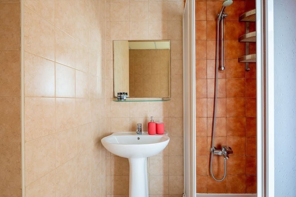 Дубай: Luxury Living in This Stylish 2BR in Dubai Marina