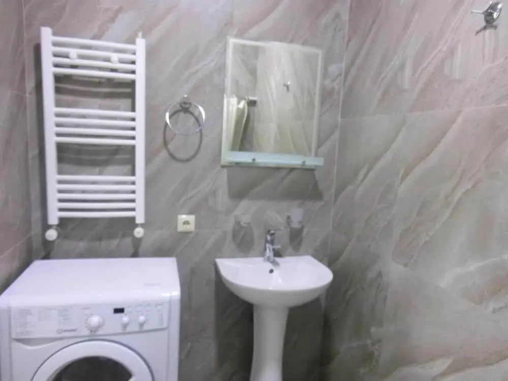 Батуми: Deutsches Appartement Hotel