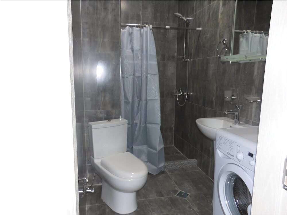Батуми: Deutsches Appartement Hotel
