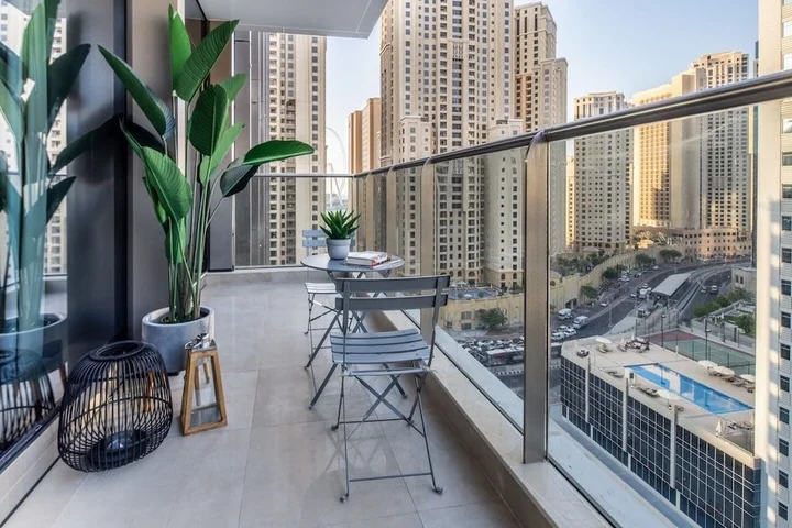 Дубай: Modern & Classy 1BR Overlooking Marina!