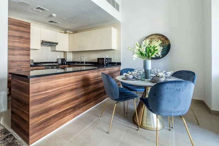 Дубай: Modern & Classy 1BR Overlooking Marina!