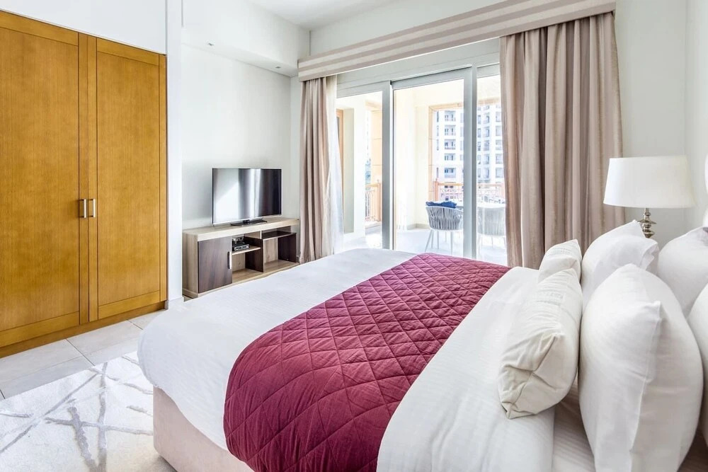 Дубай: Refined 2BR Luxury Apartment at Palm Jumeirah