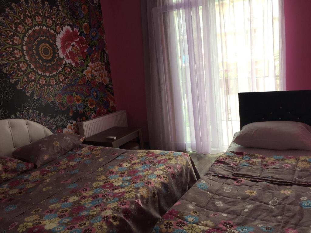 Кобулети: Semeinyi Otel V Kobuleti