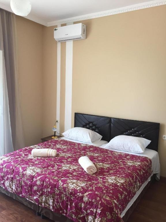 Кобулети: Semeinyi Otel V Kobuleti