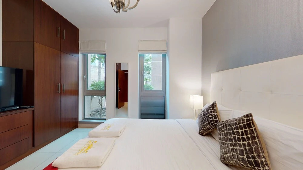 Дубай: Lux BnB 3BDR Burj Khalifa & Pool Views