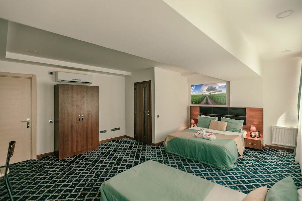 Баку: Hotel 28
