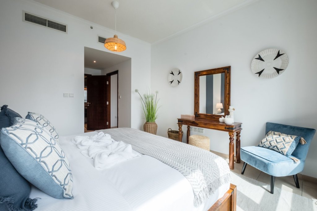 Дубай: GuestReady - Burj Residence