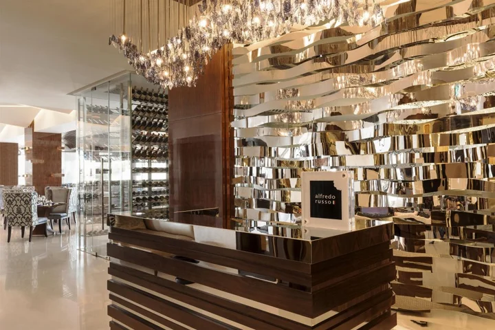 Дубай: Sheraton Dubai Creek Hotel & Towers