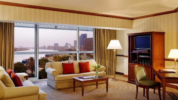 Дубай: Sheraton Dubai Creek Hotel & Towers