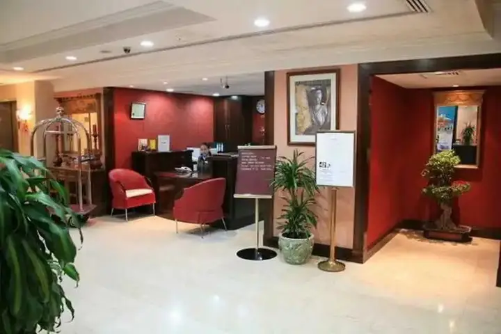 Дубай: Jormand Hotel Apartments