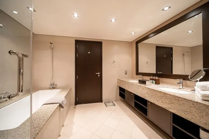 Дубай: Luton Vacation Anantara South Residence