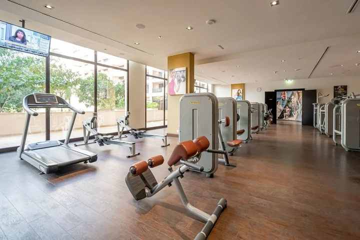 Дубай: Luton Vacation Anantara South Residence