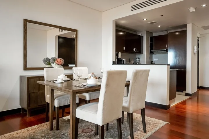 Дубай: Luton Vacation Anantara South Residence