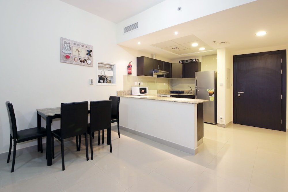 Дубай: Signature Holiday Home - Red Residence