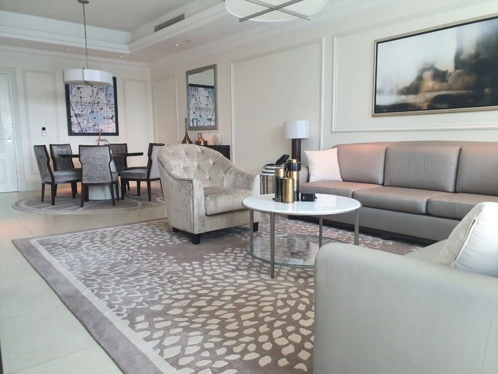 Дубай: Ultimate Luxury at the Address Residence Boulevard