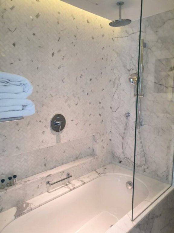 Дубай: Ultimate Luxury at the Address Residence Boulevard