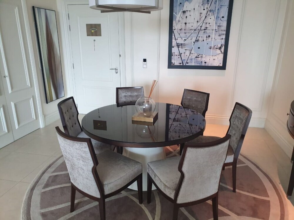 Дубай: Ultimate Luxury at the Address Residence Boulevard