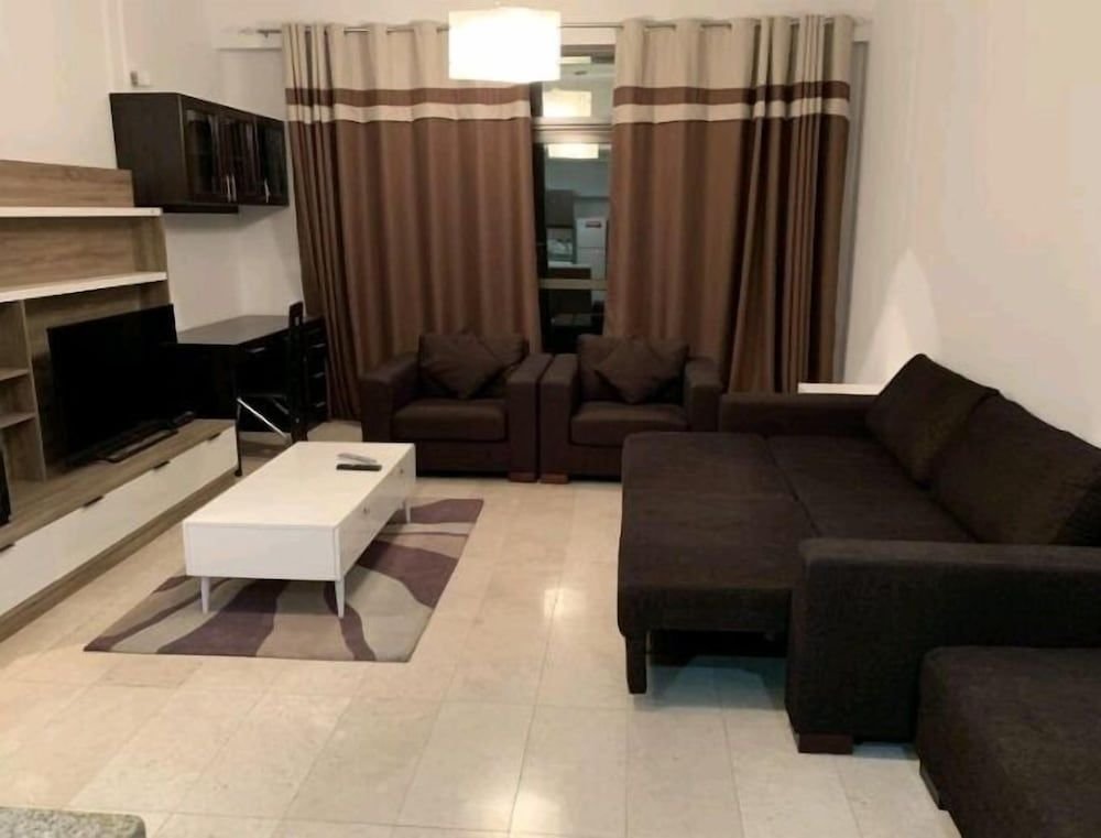 Дубай: Deluxe One Bedroom Apartment near Mall of Emirates
