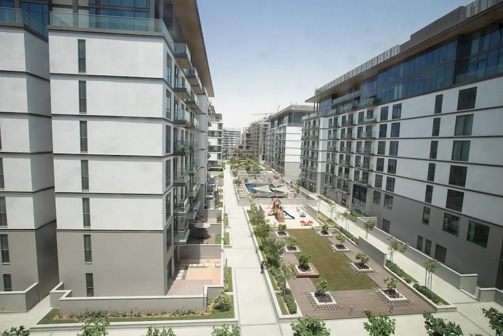 Дубай: Luxury Studio Apartment at Sobha Hartland