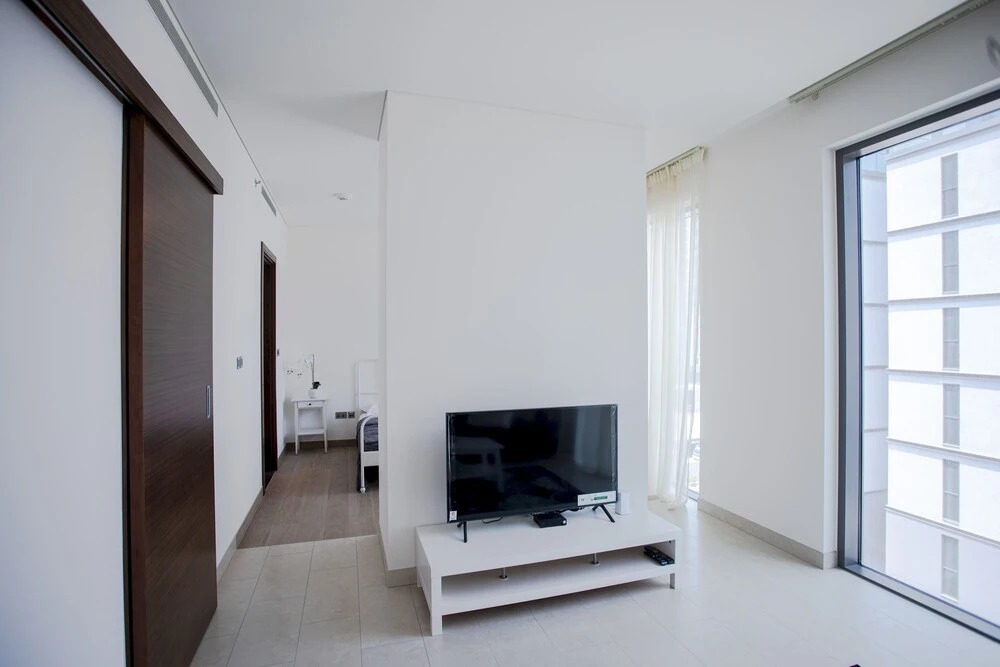 Дубай: Luxury Studio Apartment at Sobha Hartland