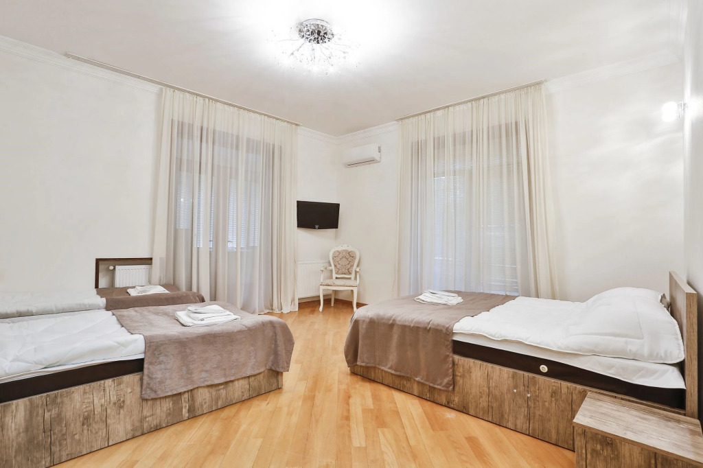 Тбилиси: Hotel Kandelaki Tbilisi