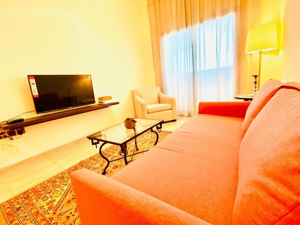 Дубай: Cosy & Cute 2bedroom Dubai Tasaheel