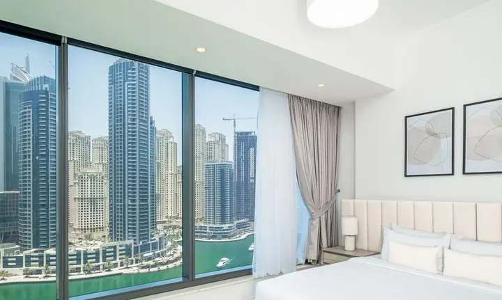 Дубай: LUX - Dubai Marina Waterfront Suite 2