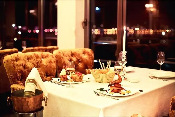 Баку: Отель East Legend