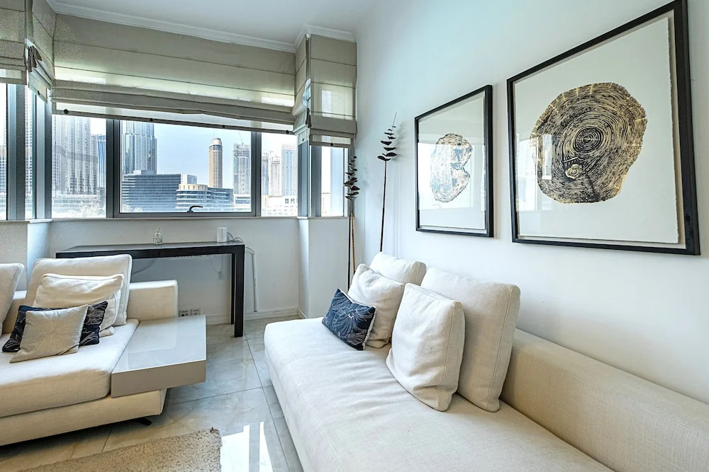 Дубай: Gorgeous 3 bed at Burj Residences