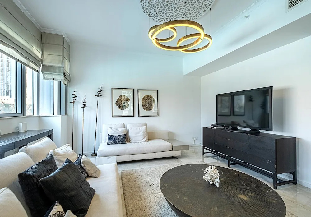 Дубай: Gorgeous 3 bed at Burj Residences